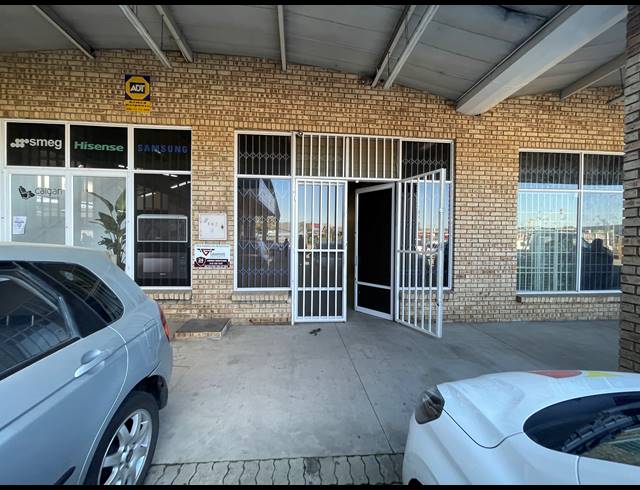 170M² BUSINESS TO LET IN HUGHES